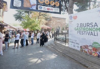 Bursa Gastronomi Festivali’nin Coşkusu Tüm Şehre Yayıldı